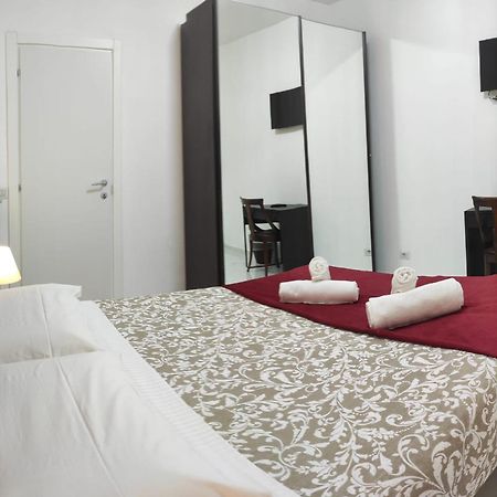 Bed and Breakfast Stazione Telese 41 à Rome Extérieur photo